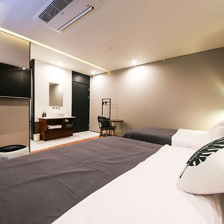 Brown Dot Hotel Yangjeong Busan Eksteriør bilde