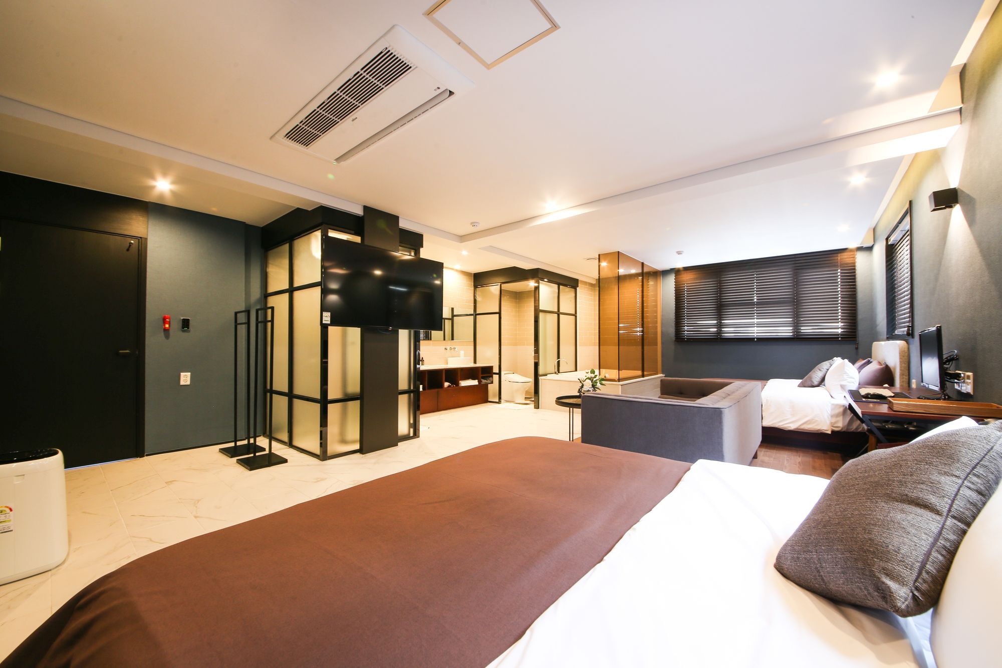 Brown Dot Hotel Yangjeong Busan Eksteriør bilde
